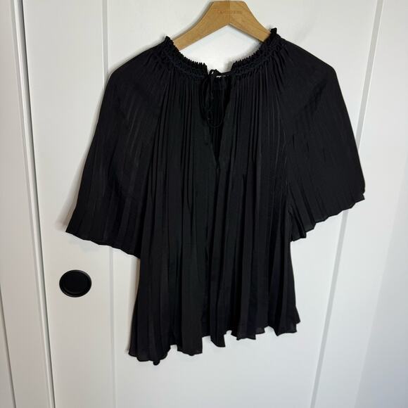 Vince Pleated Smocked Blouse Black Tie Back Size Medium - Picture 5 of 6